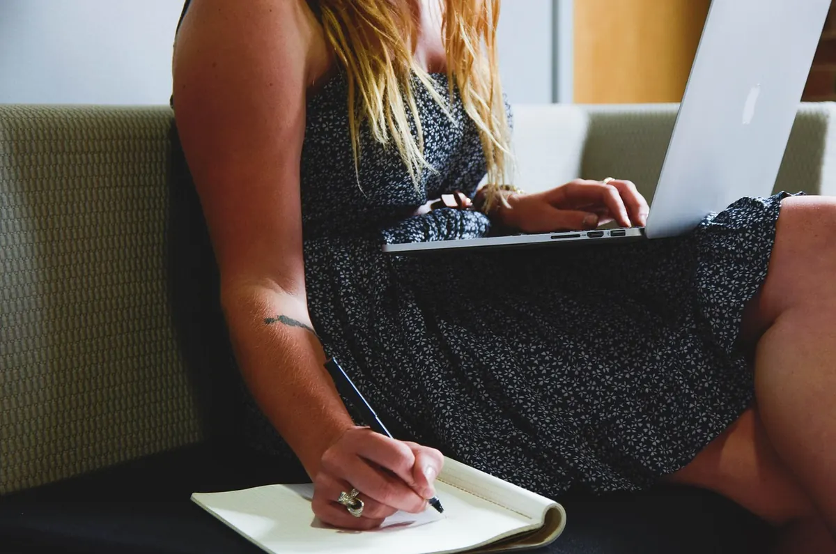 How to Write a Fair Book Review: A Beginner's Guide for UK Book Bloggers